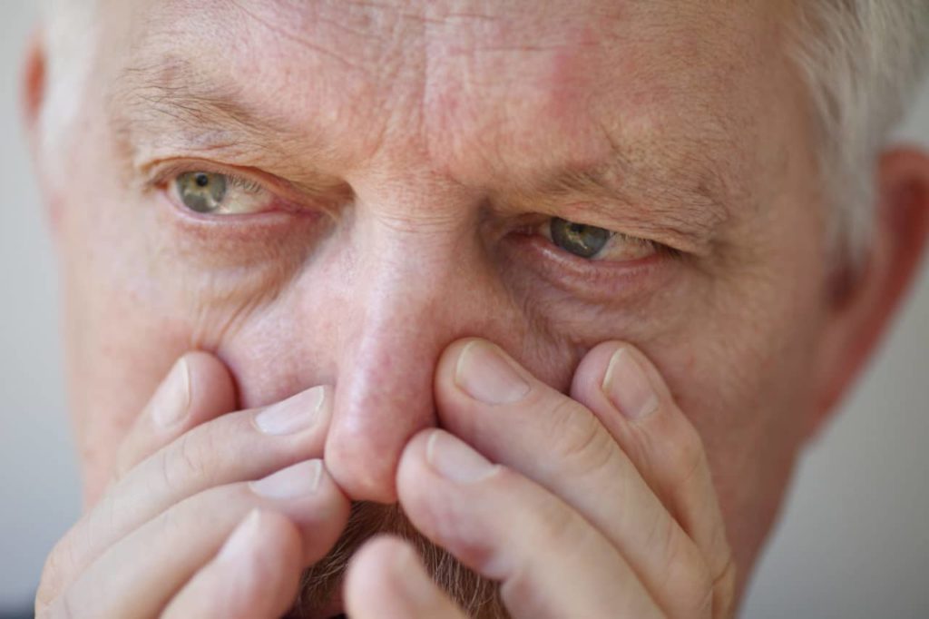 Аллергическая заложенность носа: как быстро устранить неприятный симптом?
