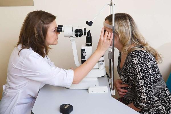 Наблюдение у офтальмолога